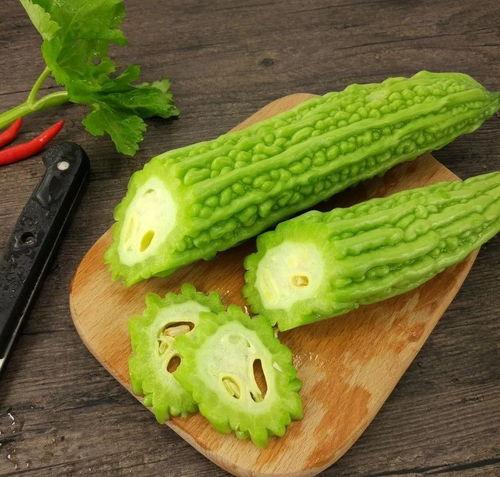 吃瓜视频致富是真的吗,吃瓜视频致富神话，真相究竟如何？