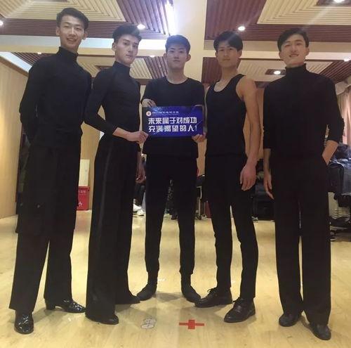 吃瓜群众挑战成功视频