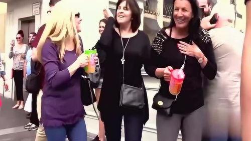 假装吃瓜路人视频在线观看,网络热度的背后真相